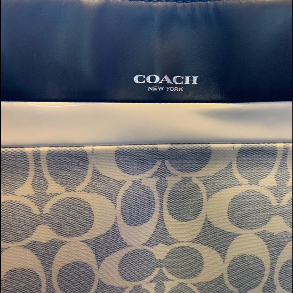 Coach